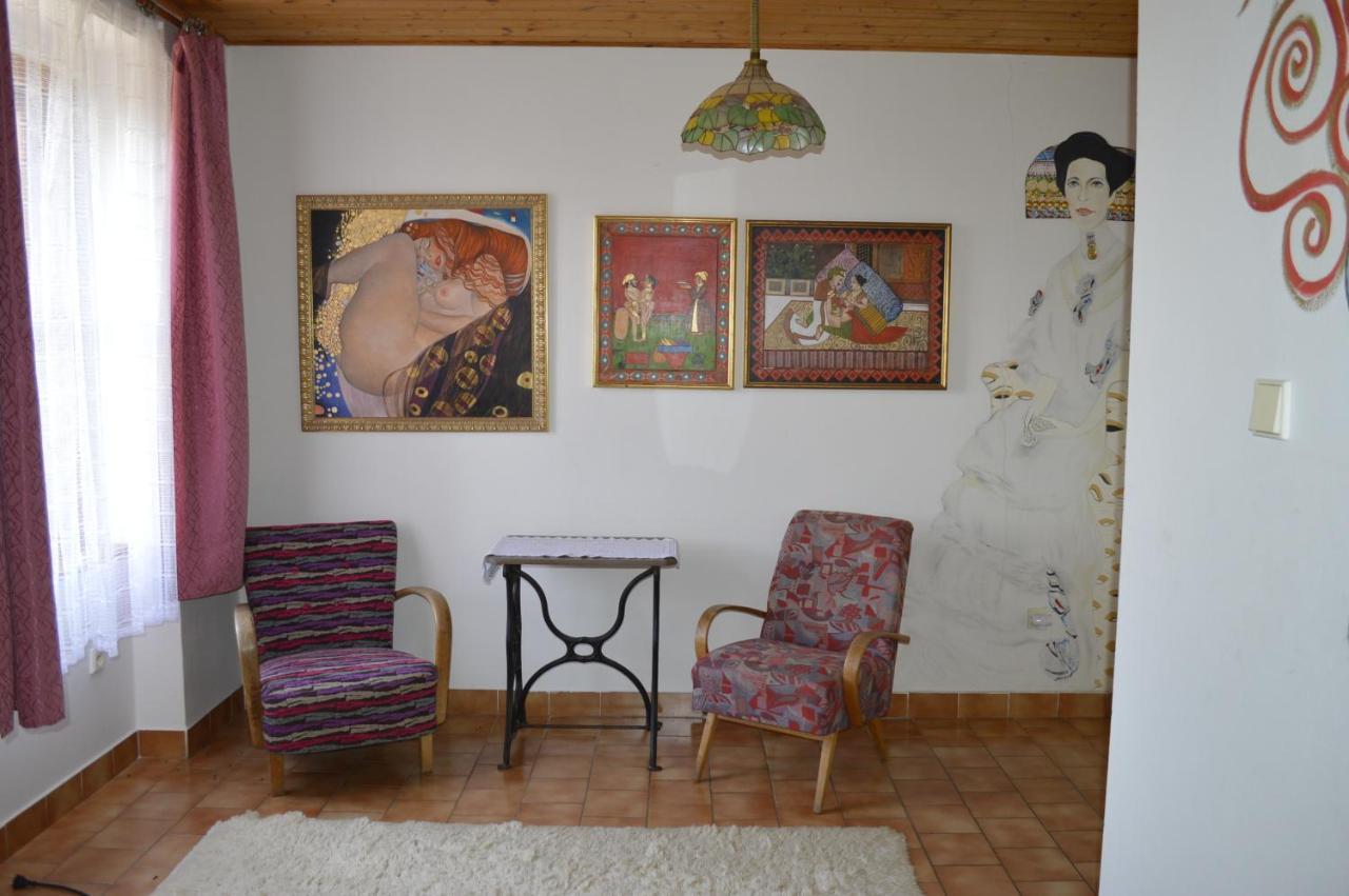 Penzion Medvedi Paseka Nová Bystřice Extérieur photo