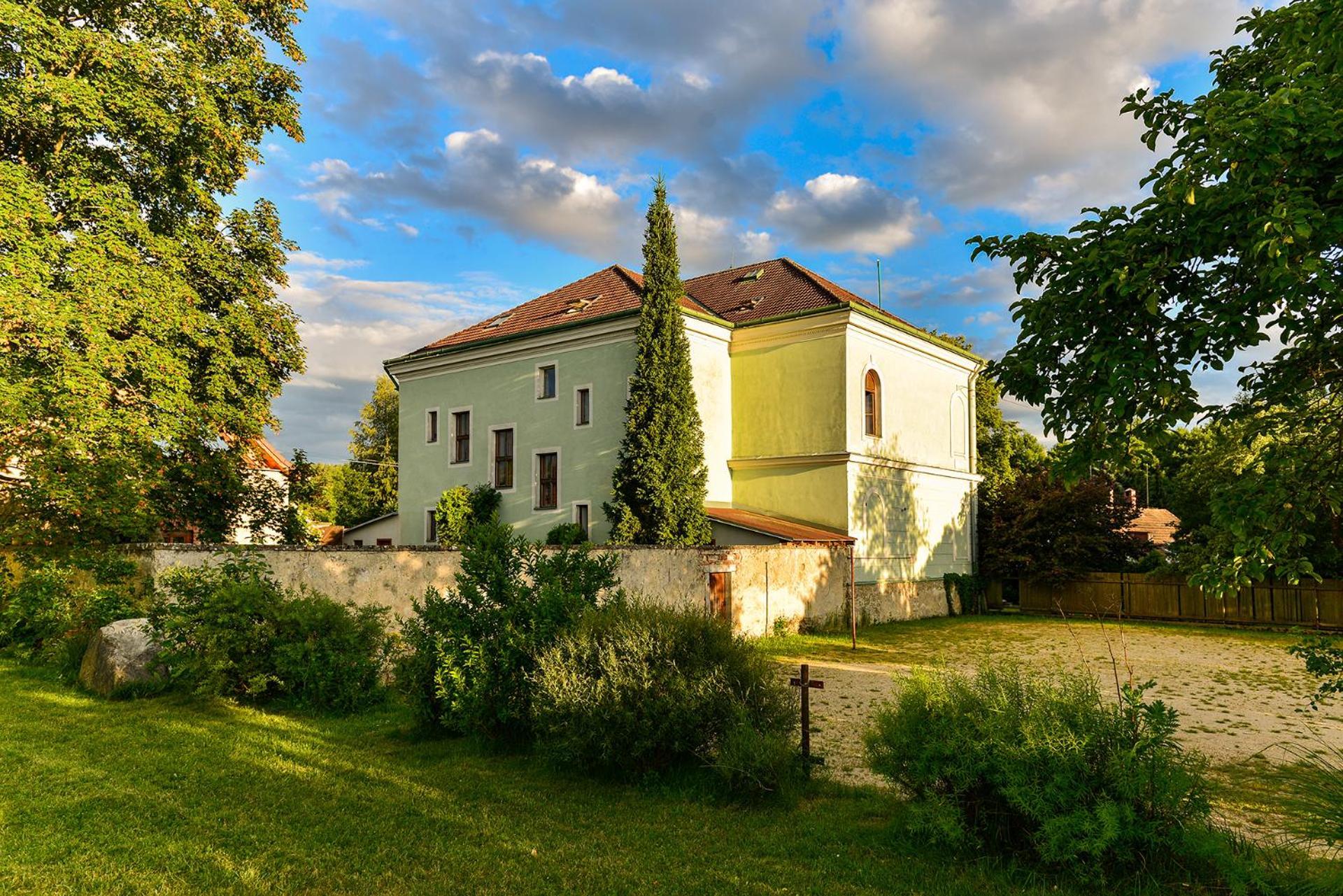 Penzion Medvedi Paseka Nová Bystřice Extérieur photo